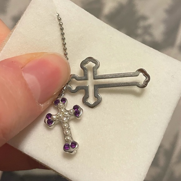 Cross Necklace - Picture 2 of 3